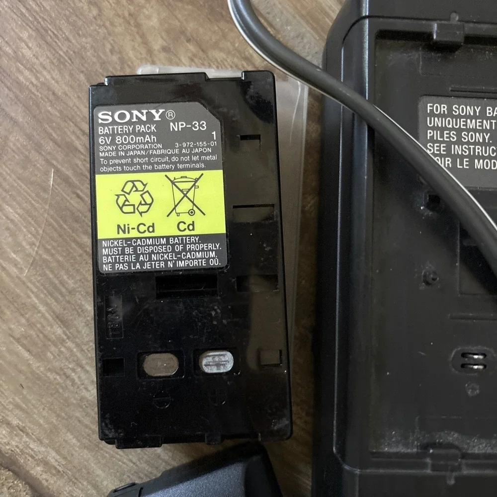 Sony ac v16a